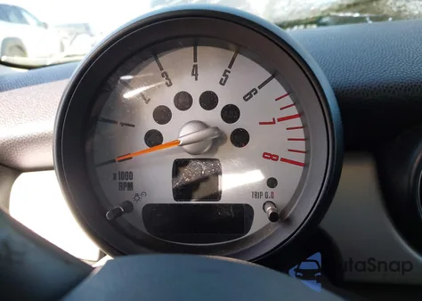 2013 Mini Hardtop Cooper z USA, uszkodzony, nr VIN WMWSU3C57DT546298